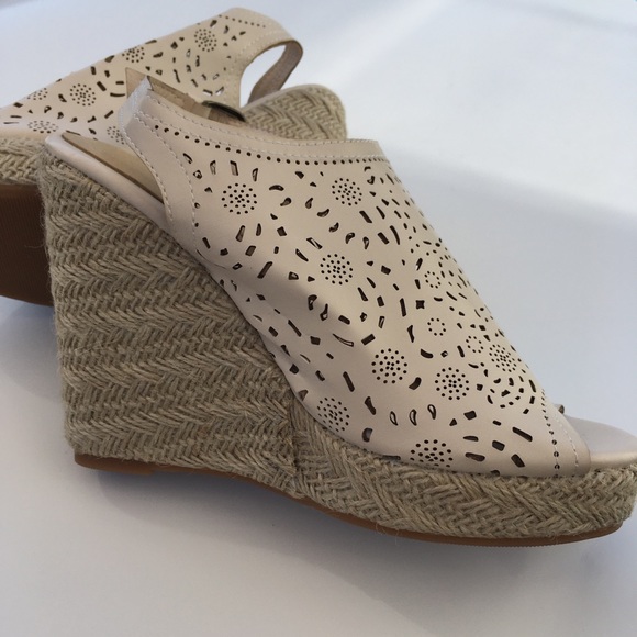 Wedge sandals - Picture 3 of 7